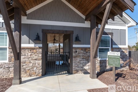 8530 Red Deer Lane 3 Beds Apartment for Rent
