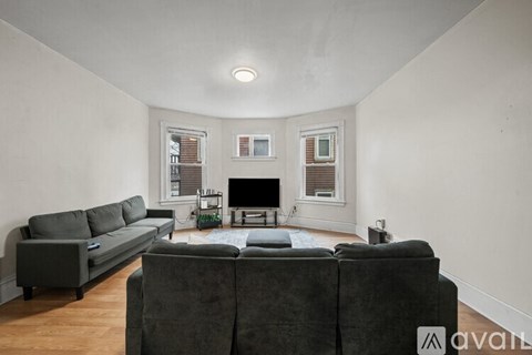 41 Parker Hill Ave 4 Beds Apartment for Rent