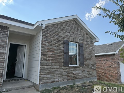725 Yorkshire Dr 3 Beds Apartment for Rent