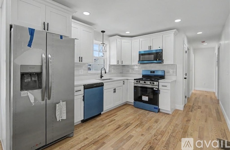 171 Ocean Street 4 Beds Apartment for Rent - Photo gallery 3