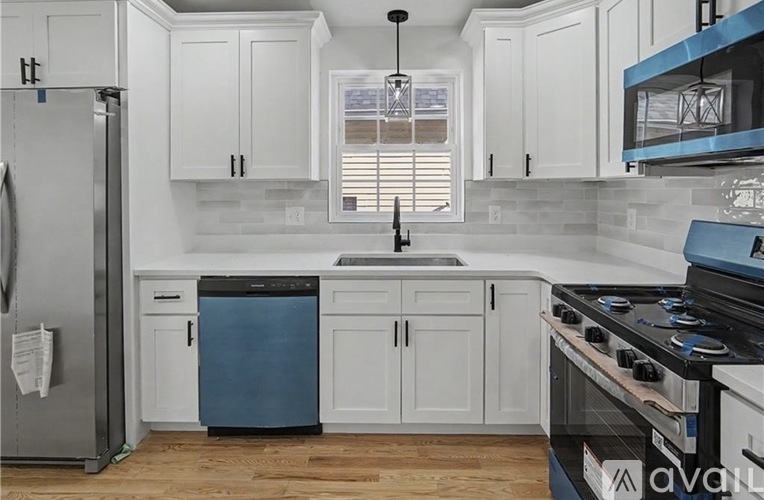 171 Ocean Street 4 Beds Apartment for Rent - Photo gallery 4