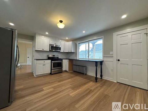 99 Andrews Street 4 Beds Apartment for Rent