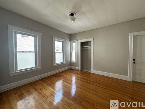 99 Andrews Street 4 Beds Apartment for Rent