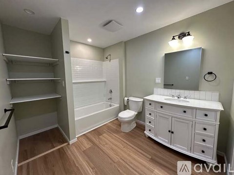 99 Andrews Street 4 Beds Apartment for Rent