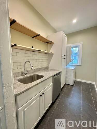 99 Andrews Street 4 Beds Single Family Home for Rent - Photo gallery 3