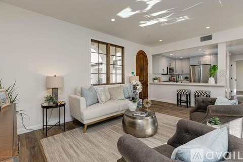 388 South Los Robles Avenue 2 Beds Apartment for Rent
