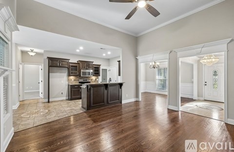 316 Amazonway Ridge 3 Beds Apartment for Rent