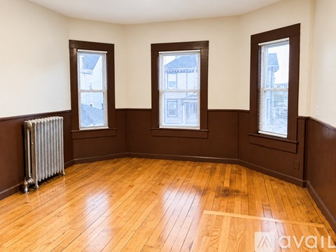 436 Warren Ave 2 Beds Apartment for Rent