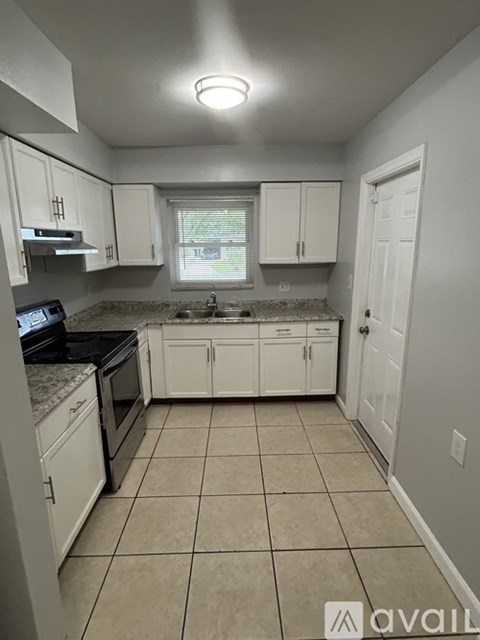 1413 N Hudson St 4 Beds Apartment for Rent