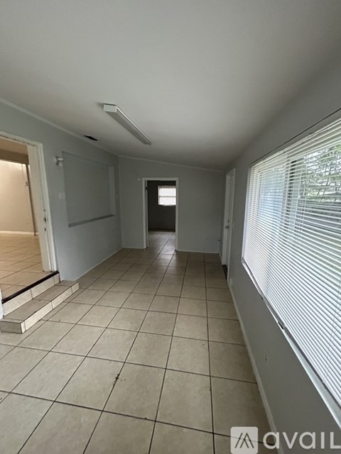 1413 N Hudson St 4 Beds Apartment for Rent