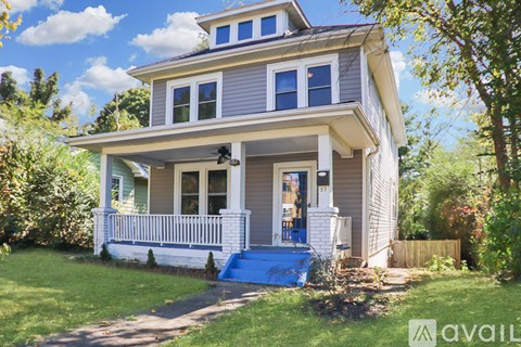 55 Walton St 4 Beds Apartment for Rent