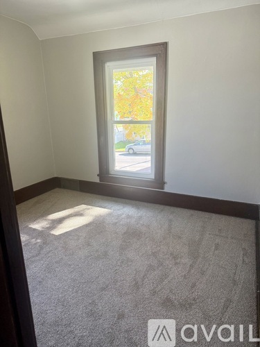 412 Hillsdale Street 3 Beds Single Family Home for Rent - Photo gallery 4