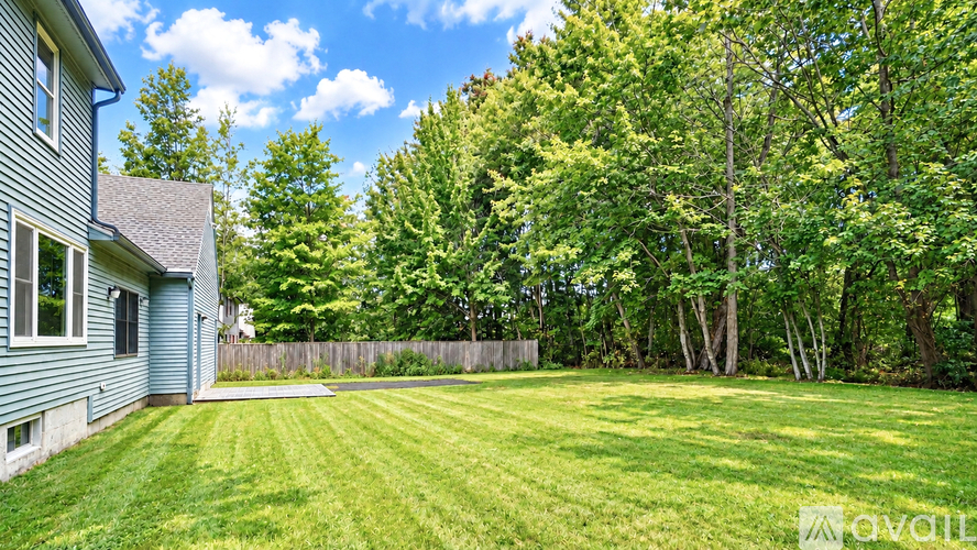 5 Iris Drive 3 Beds Single Family Home for Rent - Photo gallery 3