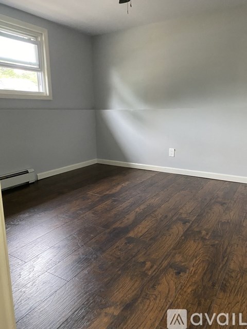 568 Centerwood Street 2 Beds Apartment for Rent