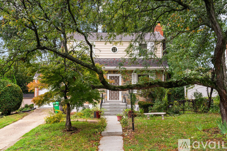 4810 Russell Avenue 3 Beds Single Family Home for Rent - Photo gallery 2