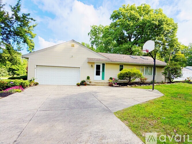 189 Pembroke Road 5 Beds Single Family Home for Rent - Photo gallery 4