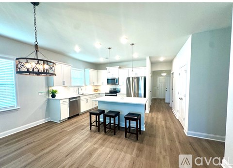350 Pulaski Drive 3 Beds Apartment for Rent