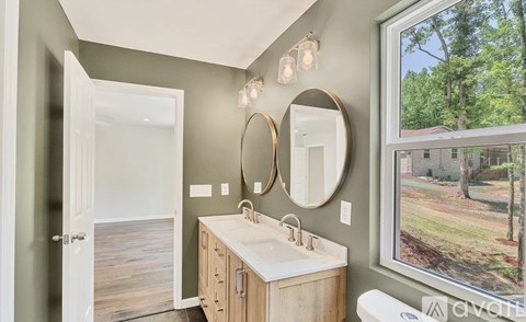 1119 Chris Wood Drive 3 Beds Apartment for Rent