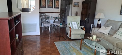 5347 81St Lane North 2 Beds Apartment for Rent