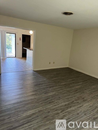 4504-4506 Pennsylvania Avenue Northeast 2 Beds Apartment for Rent