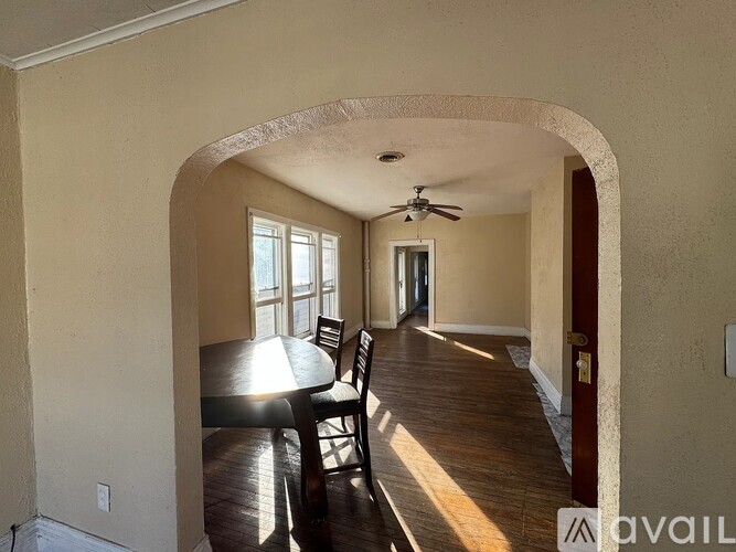 26 Sherwood St 3 Beds Apartment for Rent - Photo gallery 1