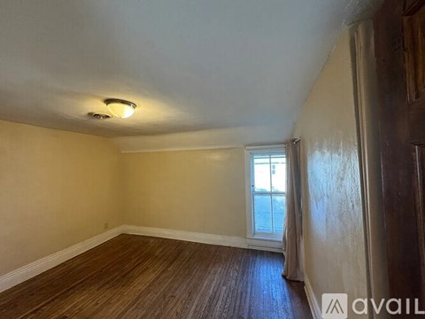 26 Sherwood St 3 Beds Apartment for Rent
