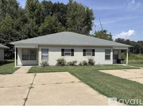 301 Clint Rd 3 Beds Apartment for Rent