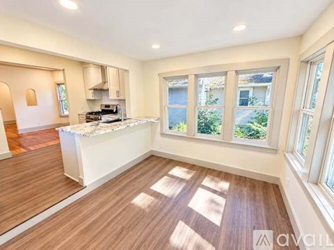 701 Spruce St 2 Beds Apartment for Rent