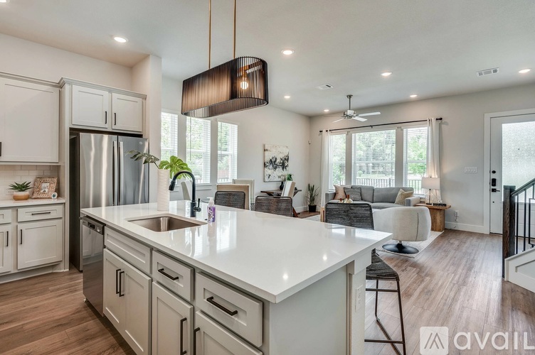 505 Mission Trl #506 3 Beds Single Family Home for Rent - Photo gallery 3