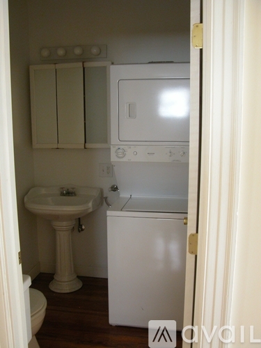 115 Vassar Street 3 Beds Apartment for Rent - Photo gallery 4