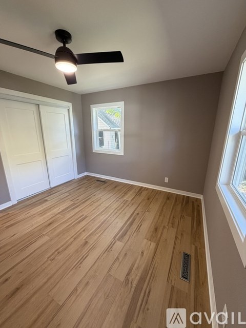 221 North Linton Street 3 Beds Apartment for Rent