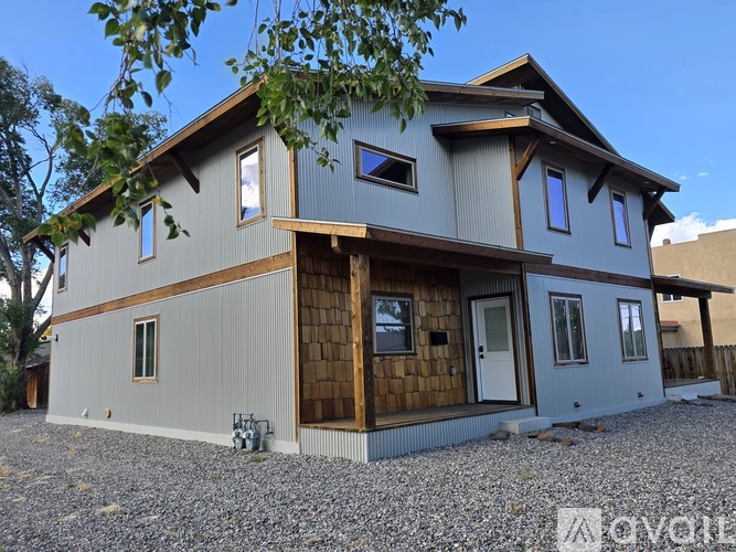 885 Oak St 3 Beds Townhouse for Rent - Photo gallery 1
