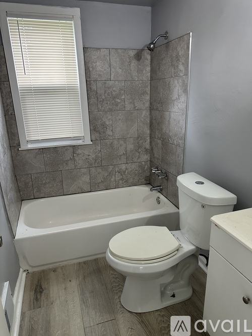 11715 Stahelin Ave 2 Beds Single Family Home for Rent - Photo gallery 4