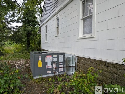 627 6Th Avenue North 3 Beds Apartment for Rent