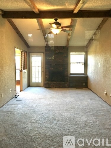 9835 E 37Th St 3 Beds Apartment for Rent
