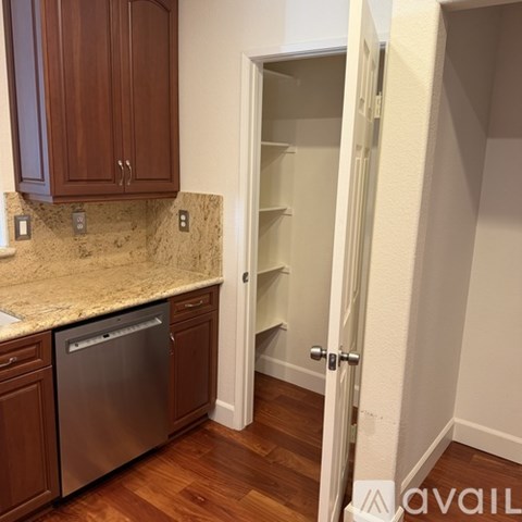 21 Waxwing Lane 2 Beds Apartment for Rent