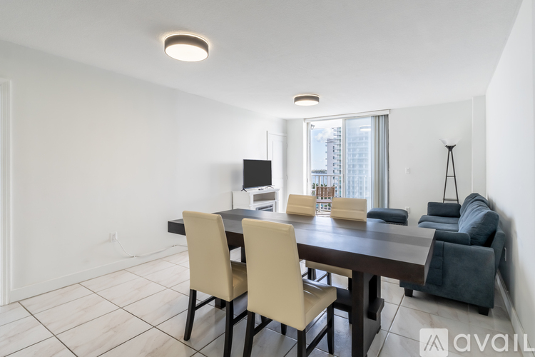 7933 West Drive 2 Beds Condo for Rent - Photo gallery 5