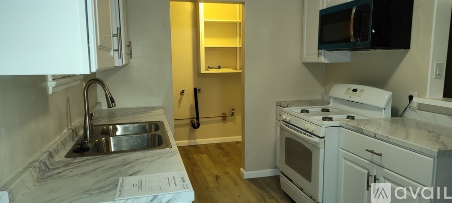 1209 Lilienthal Lane 2 Beds Single Family Home for Rent - Photo gallery 3