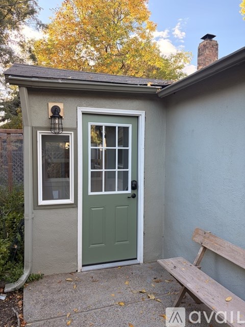 120 1/2 Longs Peak Avenue 1 Apartment for Rent
