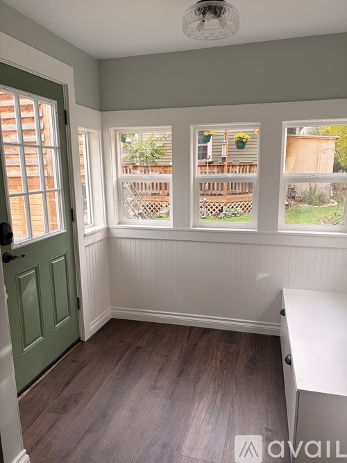 120 1/2 Longs Peak Avenue 1 Single Family Home for Rent - Photo gallery 2