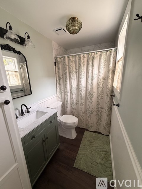 120 1/2 Longs Peak Avenue 1 Apartment for Rent