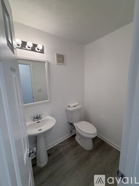 6045 Flagstaf Walk 3 Beds Apartment for Rent