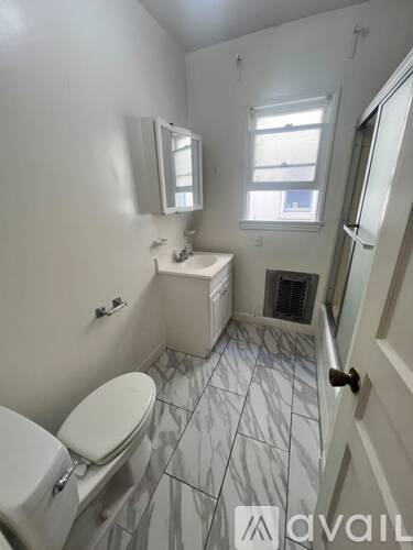 200 S Reeves Dr Studio Apartment for Rent - Photo gallery 5