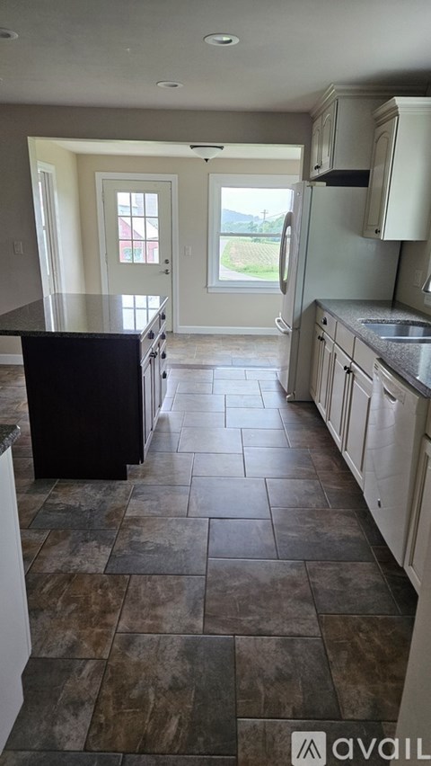W10378 Shanks Road 4 Beds Apartment for Rent
