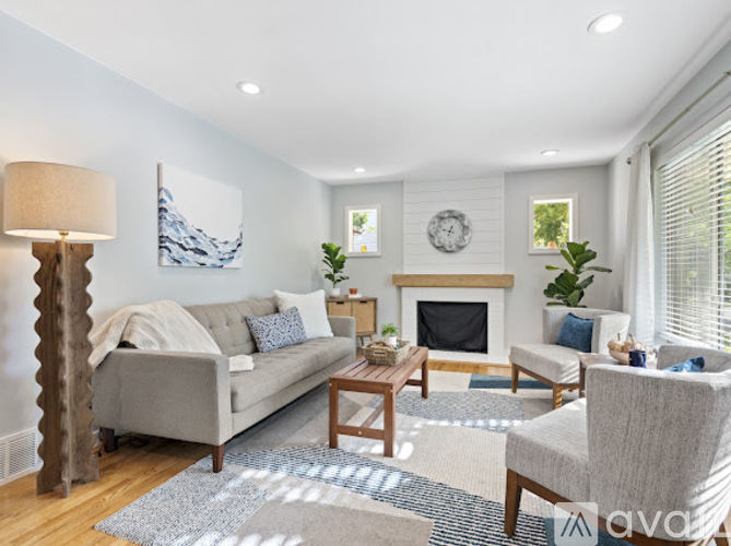 2582 South Dennison Court 5 Beds Single Family Home for Rent - Photo gallery 5