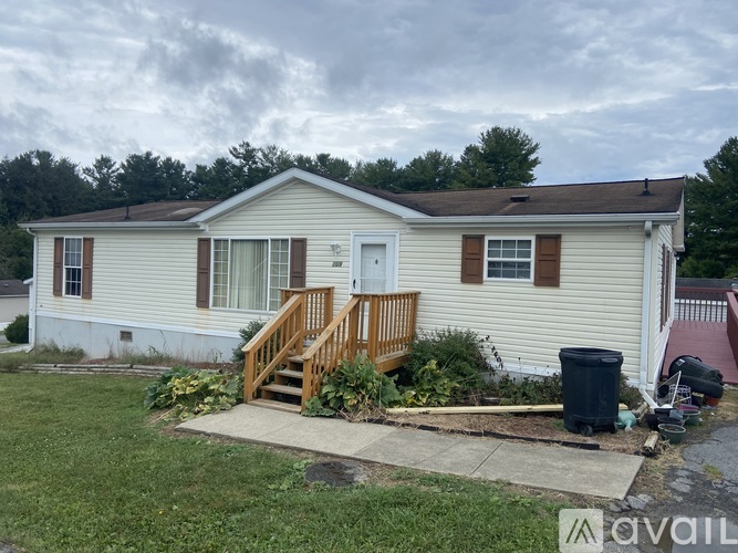 209 Silver Rd 3 Beds Single Family Home for Rent - Photo gallery 1