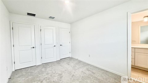3244 Skyline Lp 2 Beds Apartment for Rent