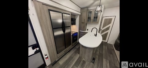 423 Shady Lane 2 Beds Apartment for Rent