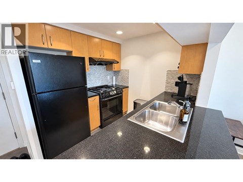 6XX 189 DAVIE STREET 1 Apartment for Rent