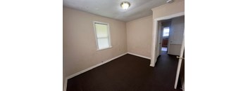 2/1 768 sqft
